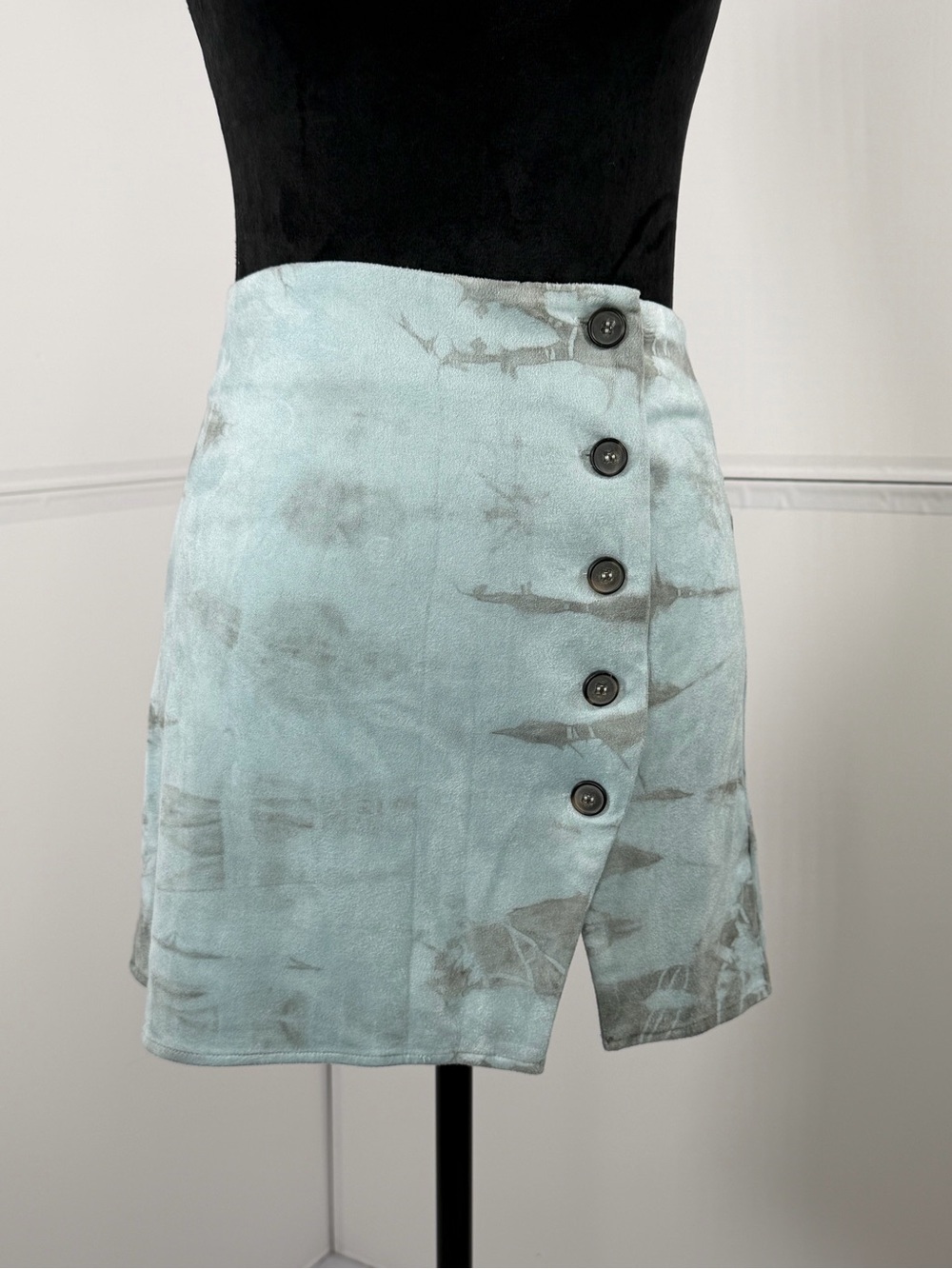 NWT Miss Love Tie Dye Button Front Mini Skirt Size Small